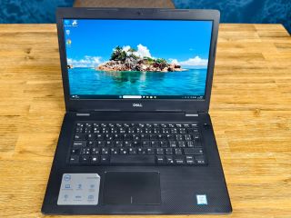 Dell 4 jádro i5 8250U, 16GB, 256GB SSD - záruka MOŽNO PROTIÚČTEM KOUPIT VÁŠ POČÍTAČ NEBO NOTEBOOK! Prodám malý lehký...