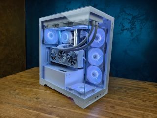 Bílá bestie 20 jader - i7 14700K, 64GB DDR5, 2TB,RTX4070Ti SUPER 16GB MOŽNO ODKOUPIT VÁŠ POČÍTAČ NEBO NOTEBOOK PROTIÚČTEM!...