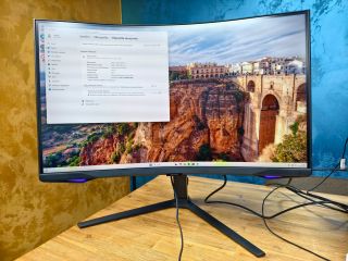 32" Samsung Odyssey G65B QHD 2560 × 1440, 240Hz, 1ms MOŽNO ODKOUPIT VÁŠ POČÍTAČ NEBO NOTEBOOK PROTIÚČTEM! Prodám minimálně...